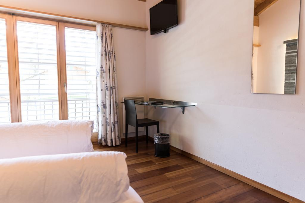 Schnider Bed&Breakfast und Café Vals Exterior foto