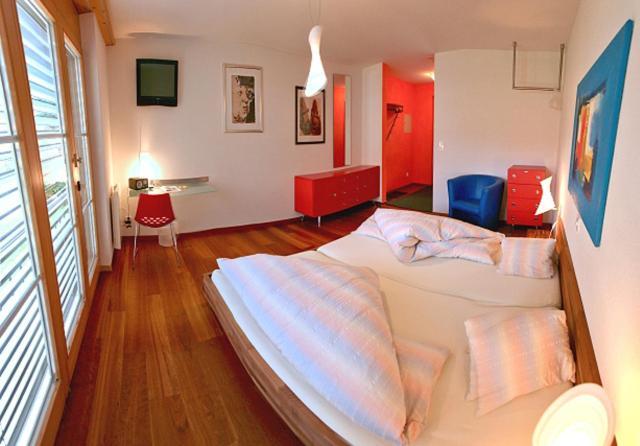 Schnider Bed&Breakfast und Café Vals Habitación foto